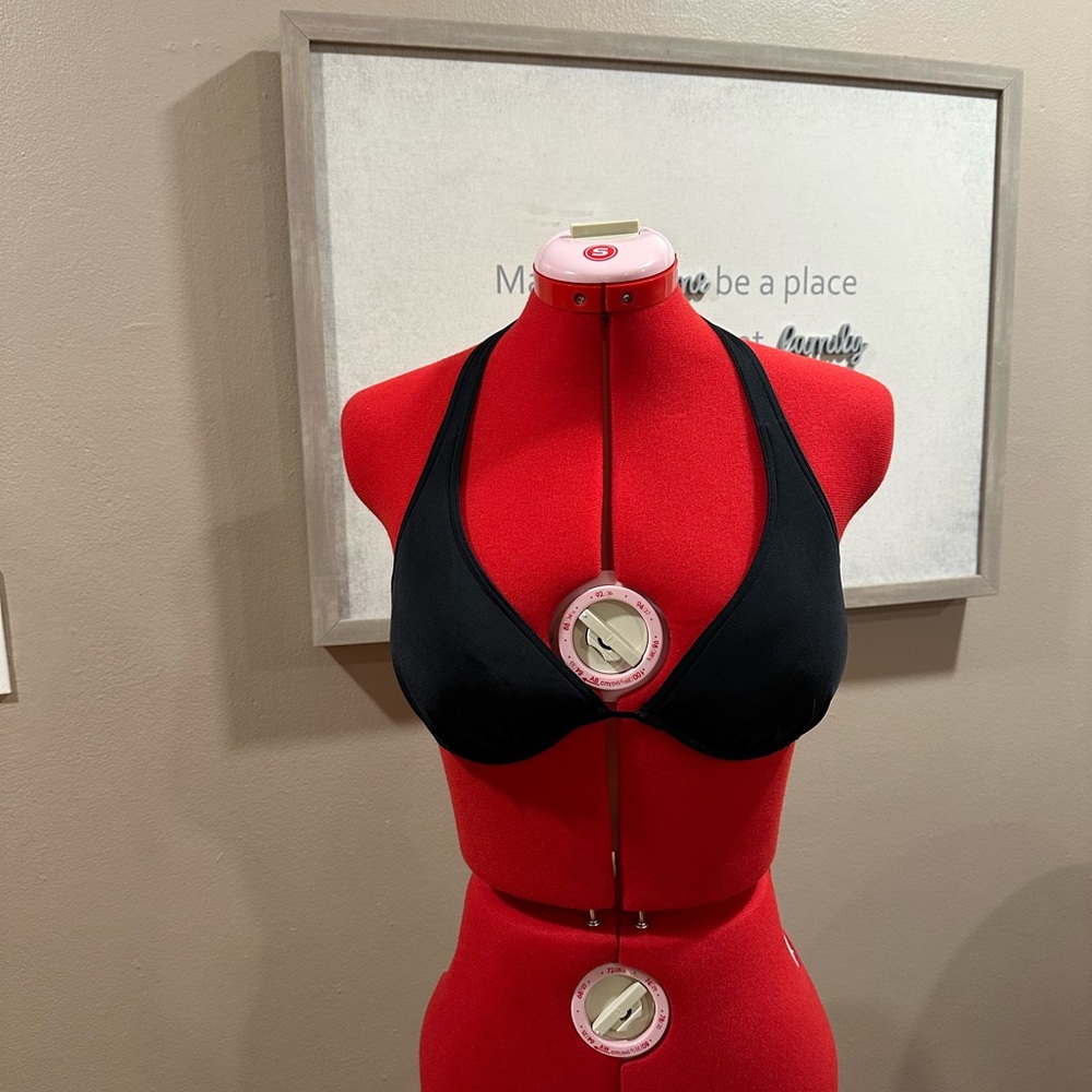 Victoria's Secret Black Halter Bra